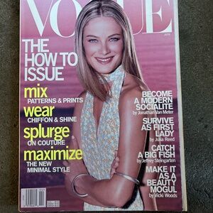 Vogue US April 2000 Magazine – Vintage 2000s